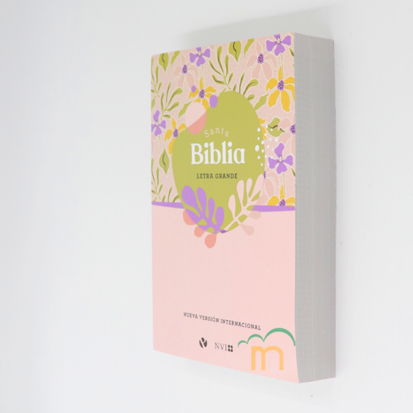 Biblia manual letra grande NVI - Flores - Image 2