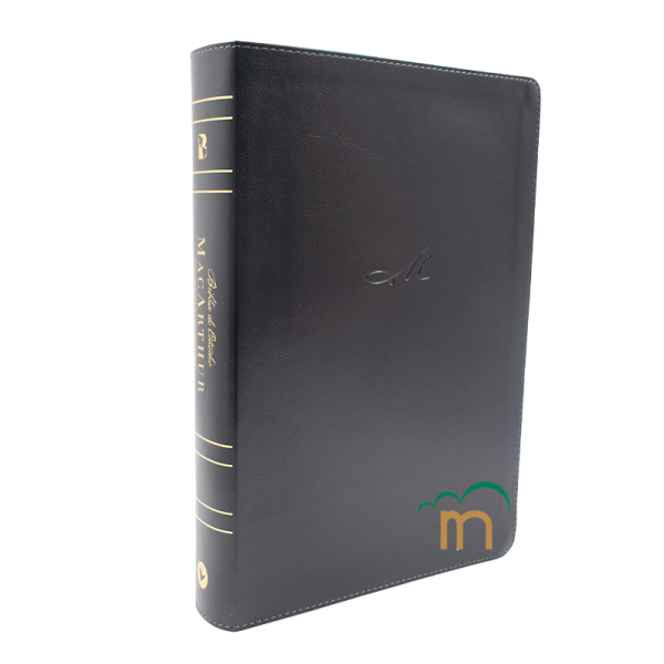 Biblia de Estudio MacArthur NBLA - Imitación Piel Negra - Image 3